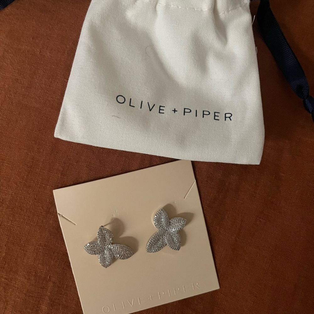 Olive + Piper - Primrose Earrings (Silver)